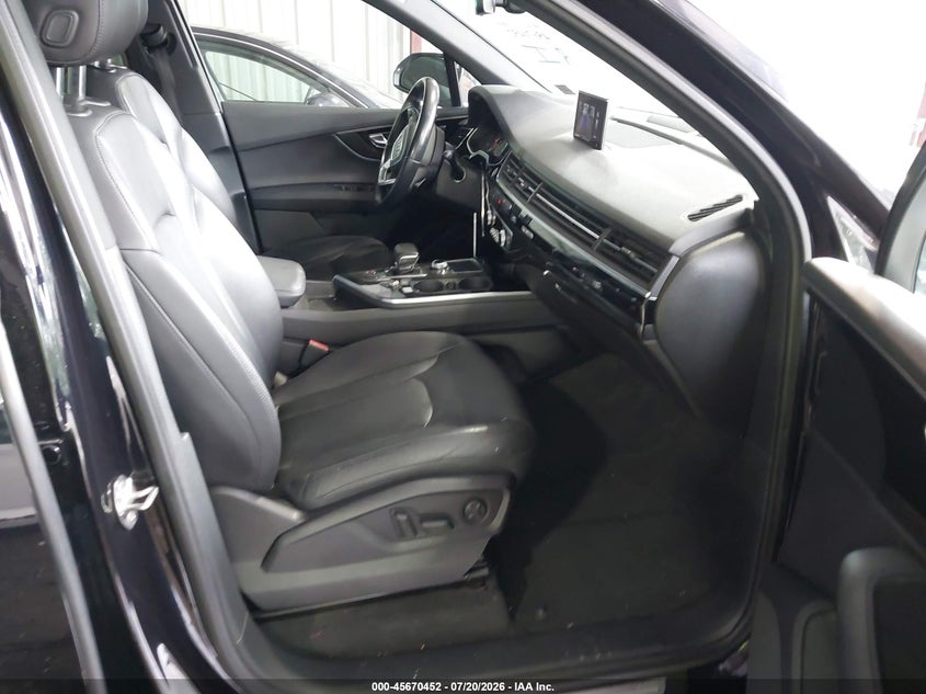 2017 Audi Q7 3.0T Premium VIN: WA1LAAF76HD028338 Lot: 45670452