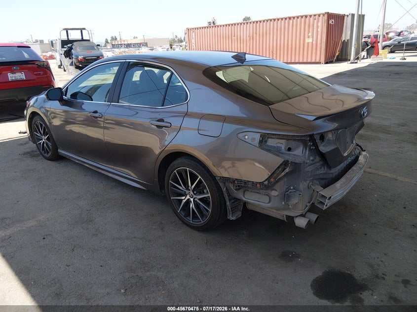 2024 TOYOTA CAMRY HYBRID auction photo 3