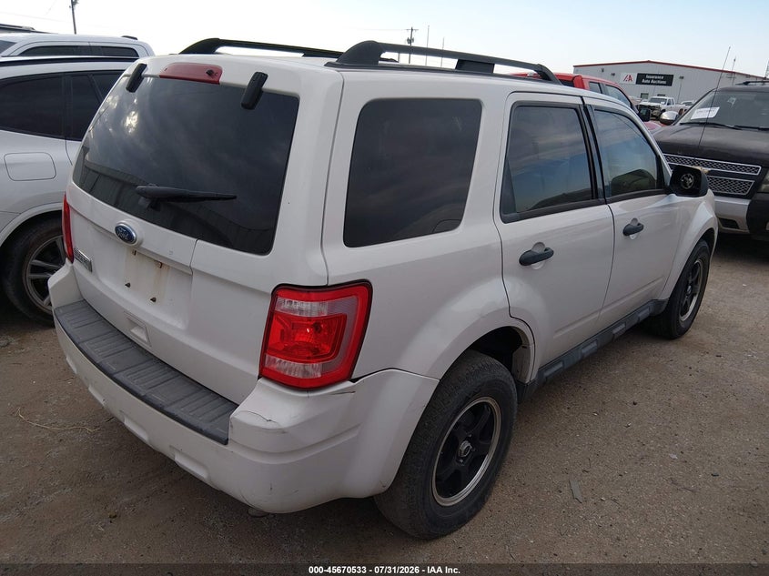 Vin: 1fmcu0d79akb10524, lot: 46169133, ford escape xlt 20104