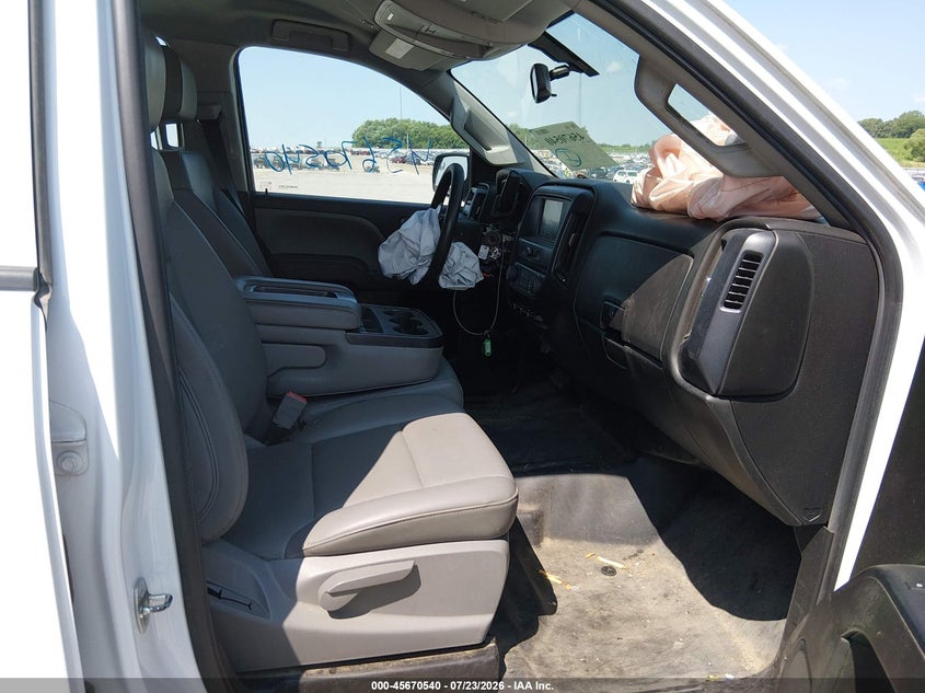 2018 CHEVROLET SILVERADO 2500HD auction photo 5