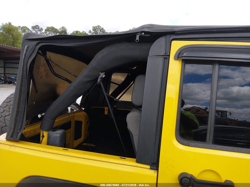 2008 Jeep Wrangler Unlimited X VIN: 1J4GA39118L622538 Lot: 45670560