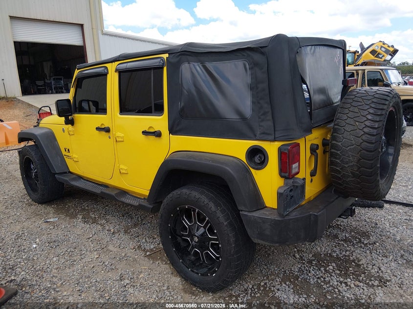 2008 Jeep Wrangler Unlimited X VIN: 1J4GA39118L622538 Lot: 45670560