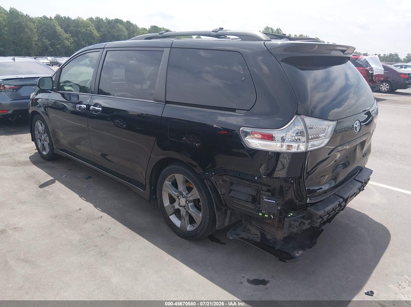 2013 Toyota Sienna Se 8 Passenger VIN: 5TDXK3DC8DS348520 Lot: 45670580