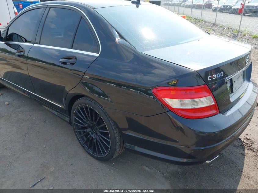 2008 Mercedes-Benz C 300 Luxury/Sport VIN: WDDGF54X88F097013 Lot: 45670584