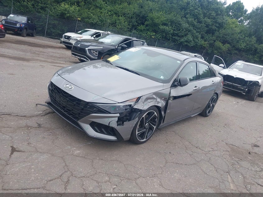 2023 HYUNDAI ELANTRA auction photo 2