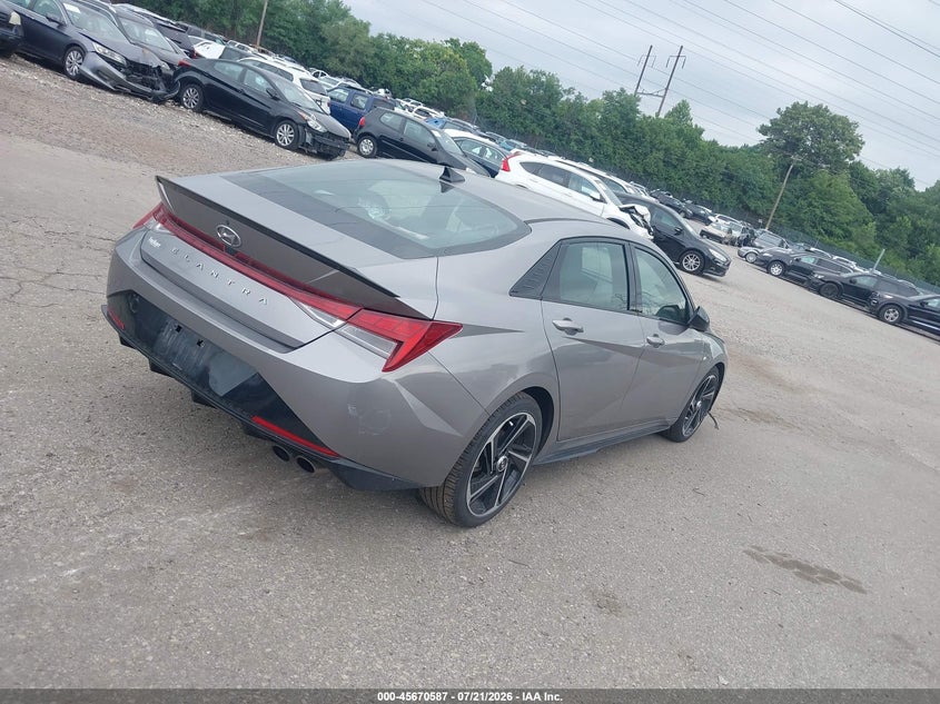 2023 HYUNDAI ELANTRA auction photo 4