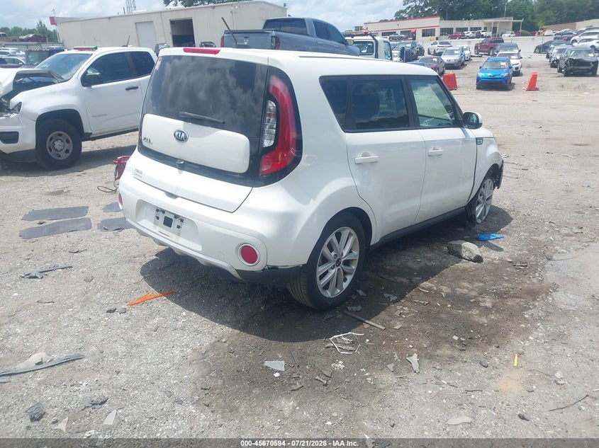 2018 KIA SOUL auction photo 4