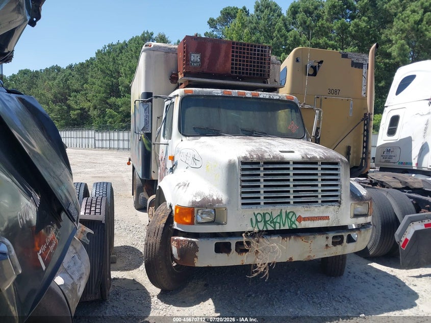 1991 INTERNATIONAL 4000 4700