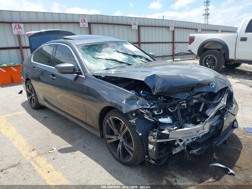 2022 BMW 330I auction photo 6