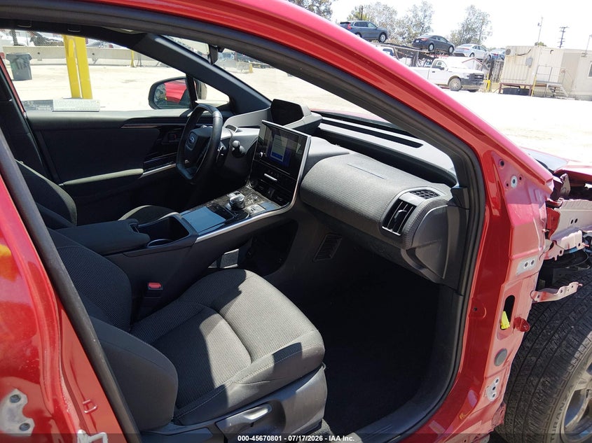 2024 SUBARU SOLTERRA auction photo 5