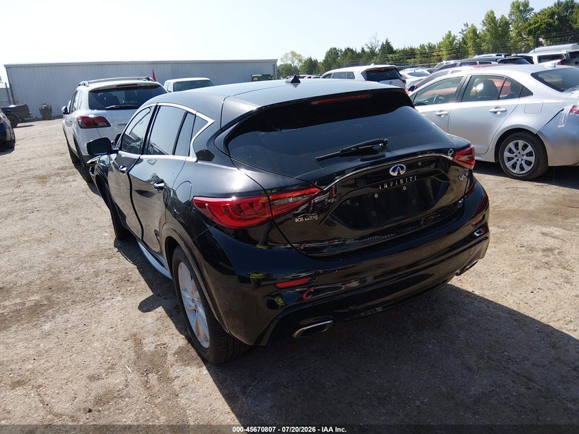 2018 INFINITI QX30 auction photo 3