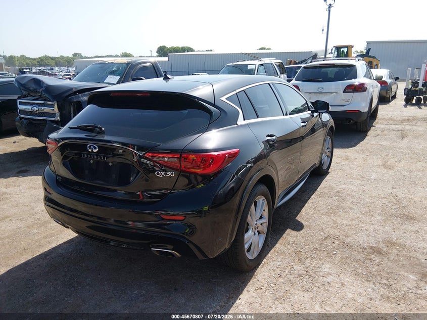 2018 INFINITI QX30 auction photo 4