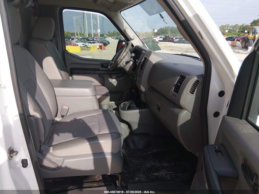 2020 NISSAN NV CARGO NV2500 HD auction photo 5