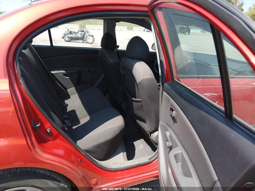 2007 Kia Rio Lx VIN: KNADE123976208205 Lot: 45670875