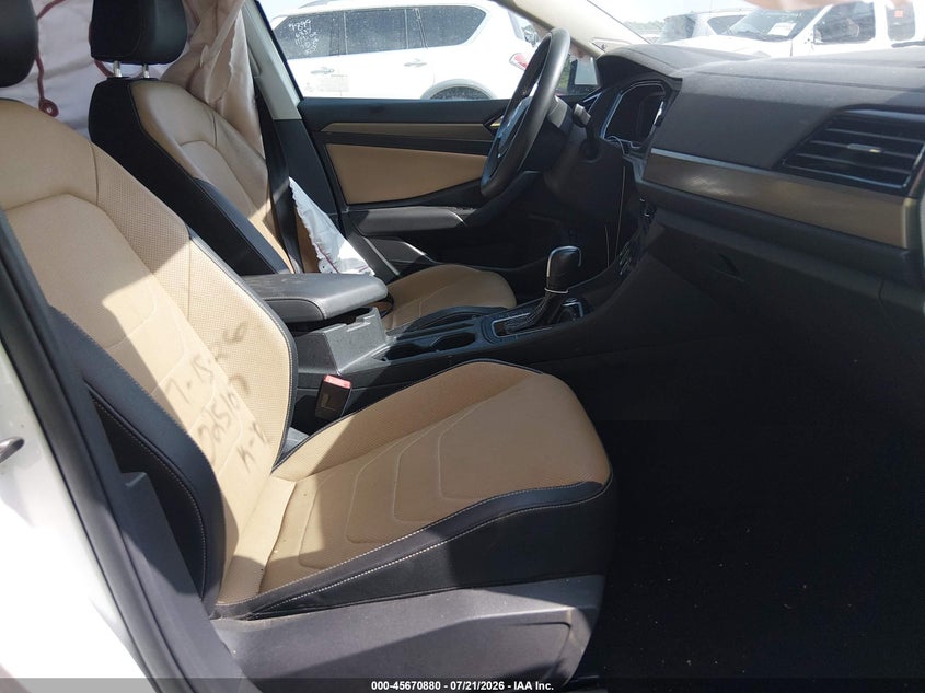 2021 Volkswagen Jetta 1.4T Sel Premium VIN: 3VWG57BU8MM025107 Lot: 45670880