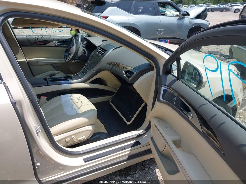 2014 LINCOLN MKZ auction photo 5