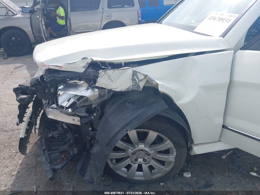 2012 MERCEDES-BENZ GLK 350 auction photo 6