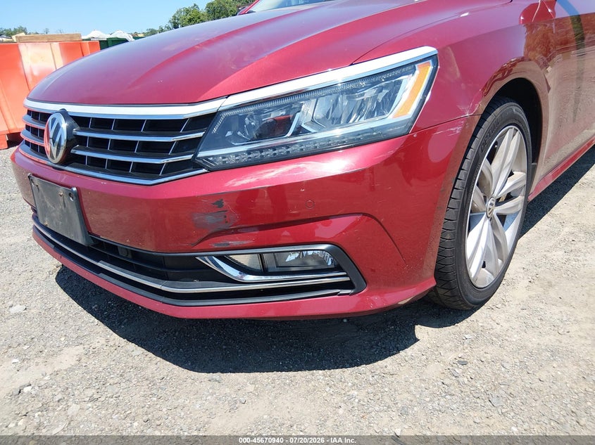 2018 Volkswagen Passat 2.0T Se VIN: 1VWBA7A3XJC013214 Lot: 45670940