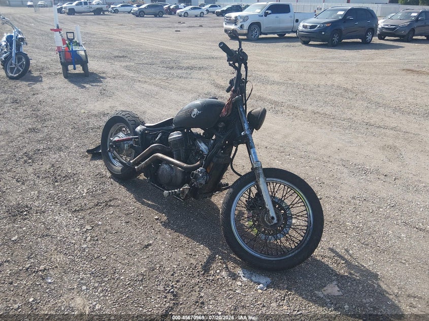 2001 Honda Vt600