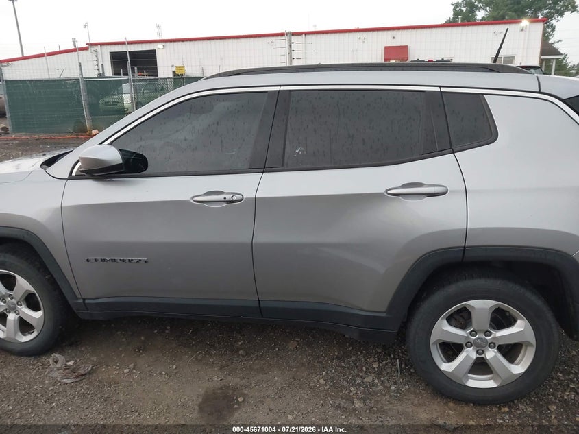 2018 Jeep Compass Latitude 4X4 VIN: 3C4NJDBB4JT150335 Lot: 45671004
