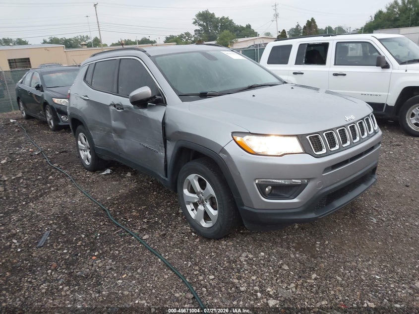 2018 Jeep Compass Latitude 4X4 VIN: 3C4NJDBB4JT150335 Lot: 45671004