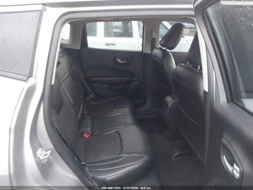 2018 Jeep Compass Latitude 4X4 VIN: 3C4NJDBB4JT150335 Lot: 45671004