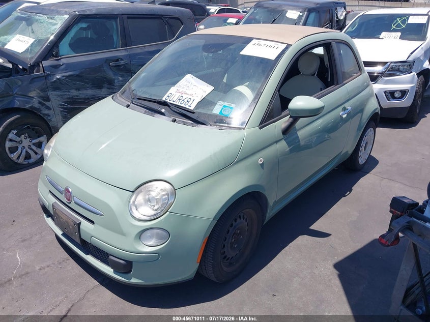 2013 Fiat 500, Right Side, IAAI, VIN 3C3CFFDR5DT748604 — photo 2