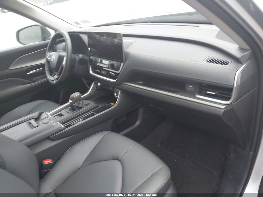 2026 TOYOTA GRAND HIGHLANDER auction photo 5