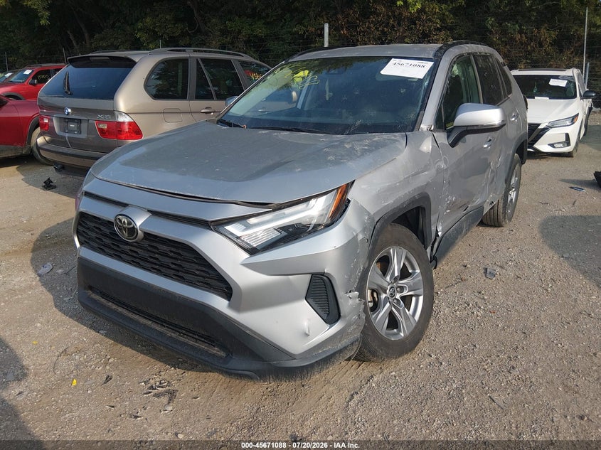 2022 TOYOTA RAV4 auction photo 2