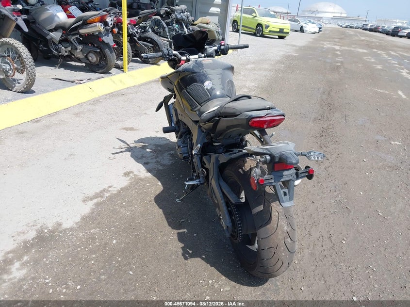 2022 YAMAHA MTN1000 auction photo 3