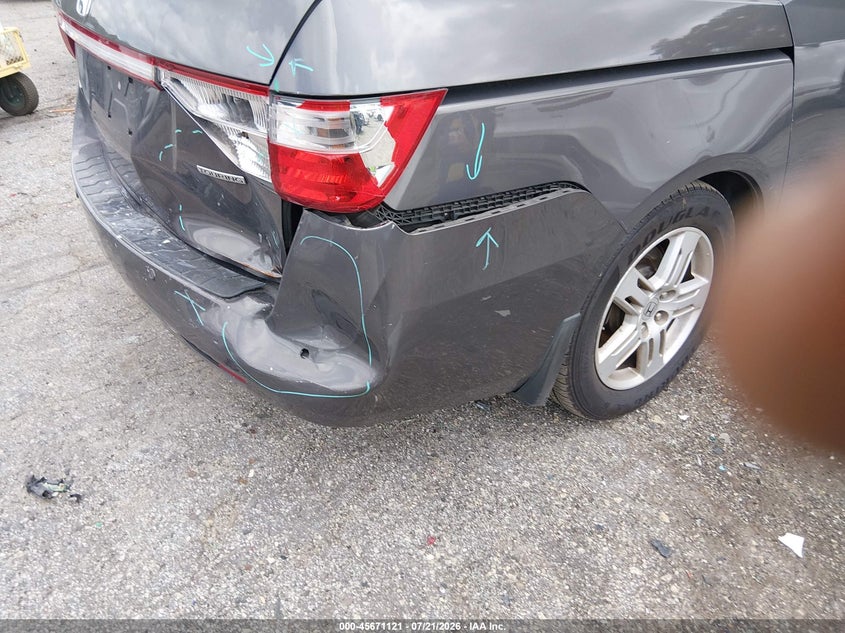 2013 Honda Odyssey Touring/Touring Elite VIN: 5FNRL5H90DB013272 Lot: 45671121