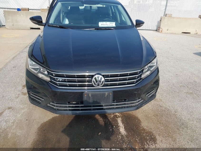 2017 Volkswagen Passat 1.8T R-Line VIN: 1VWDT7A36HC080518 Lot: 45671141