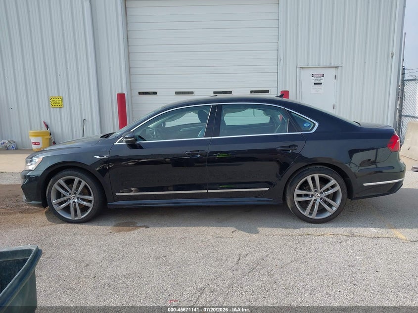 2017 Volkswagen Passat 1.8T R-Line VIN: 1VWDT7A36HC080518 Lot: 45671141