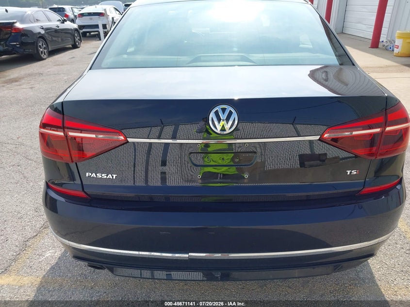 2017 Volkswagen Passat 1.8T R-Line VIN: 1VWDT7A36HC080518 Lot: 45671141