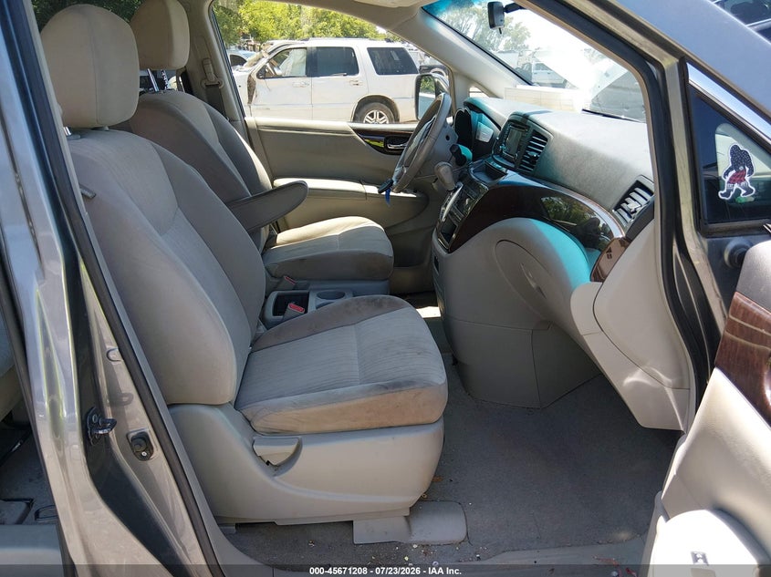 2017 NISSAN QUEST auction photo 5