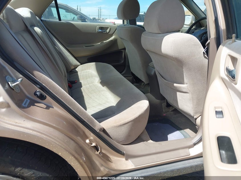 2000 Honda Accord 2.3 Lx VIN: 3HGCG6654YG703740 Lot: 45671225
