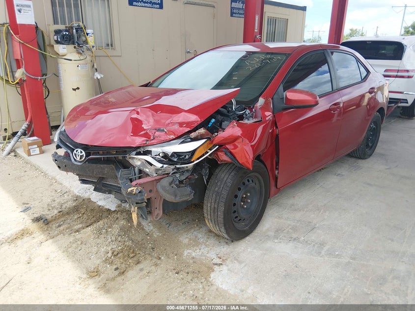 2015 Toyota Corolla Le 5YFBURHE8FP220969 photo 1