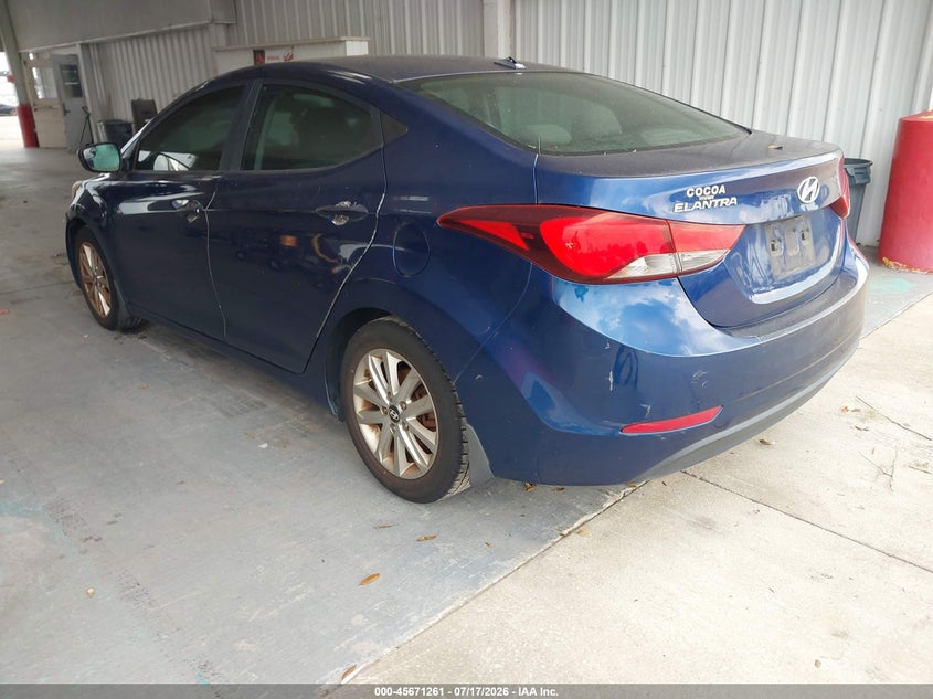 2015 HYUNDAI ELANTRA auction photo 3