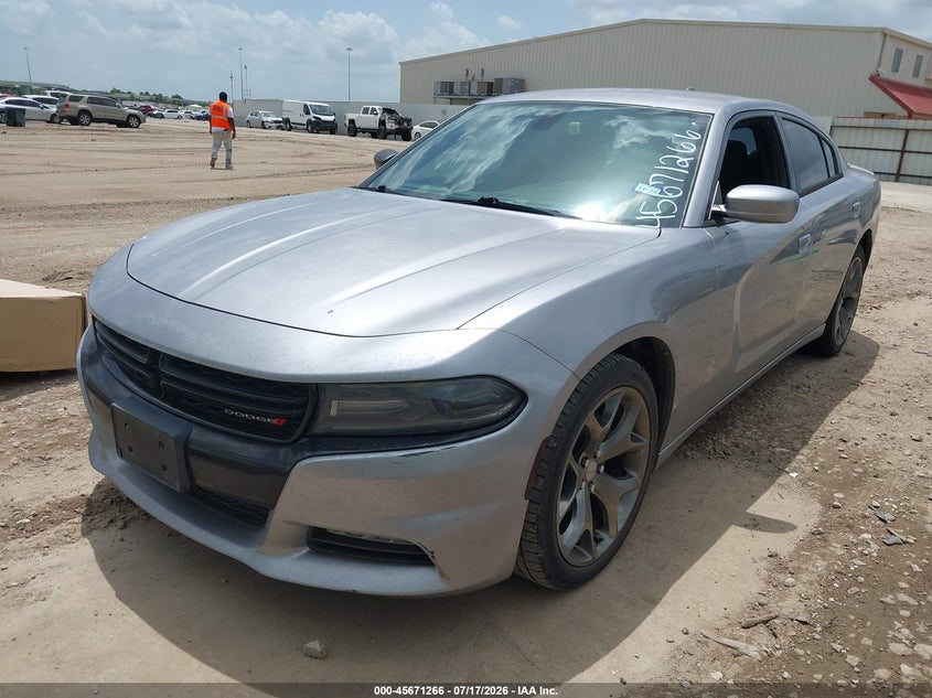 2C3CDXHG1FH880761 2015 Dodge Charger Sxt photo 1