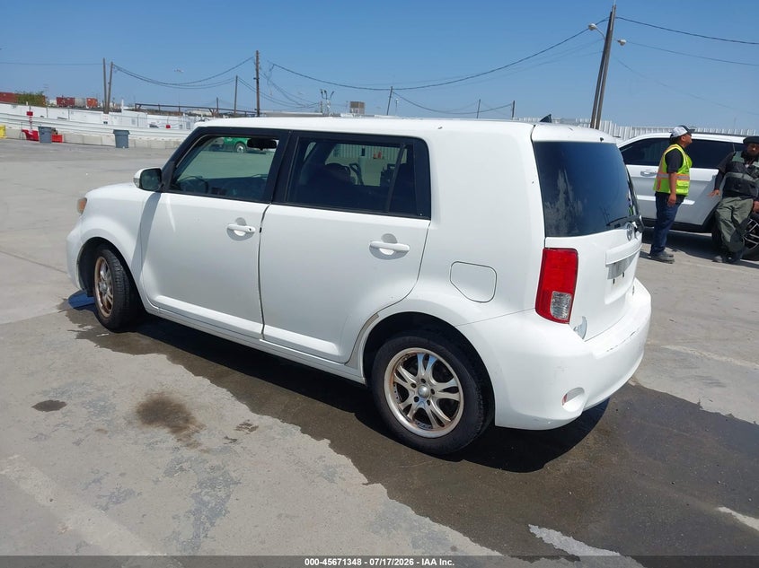 Vin: jtlze4fe5cj025093, lot: 46169947, scion xb 20123