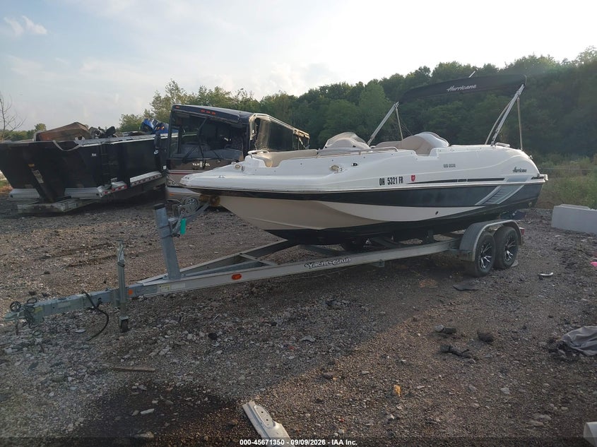2016 GODFREY HURRICANE auction photo 2