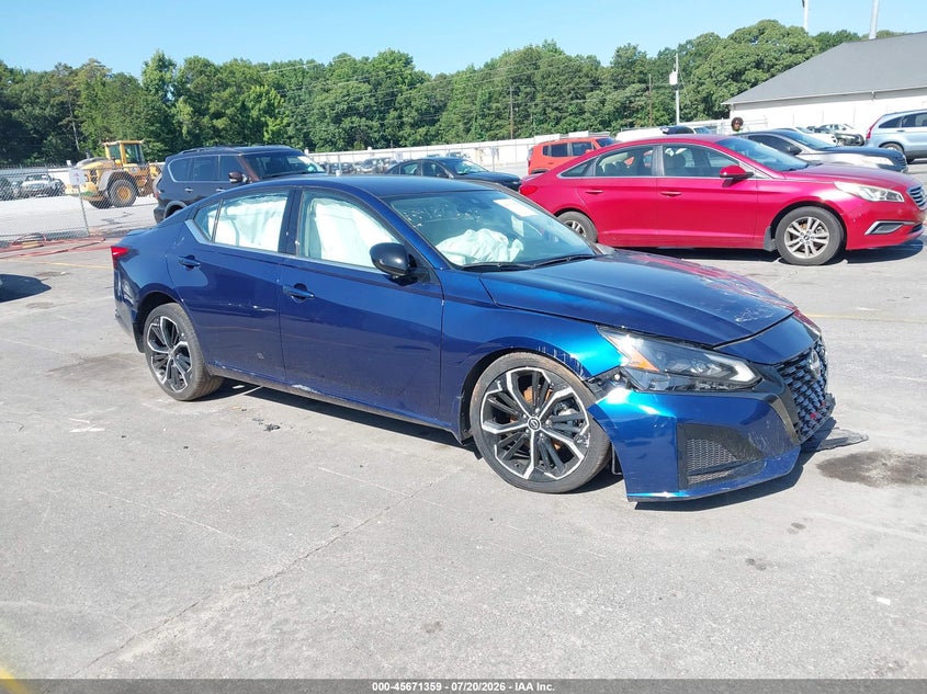 2023 Nissan Altima