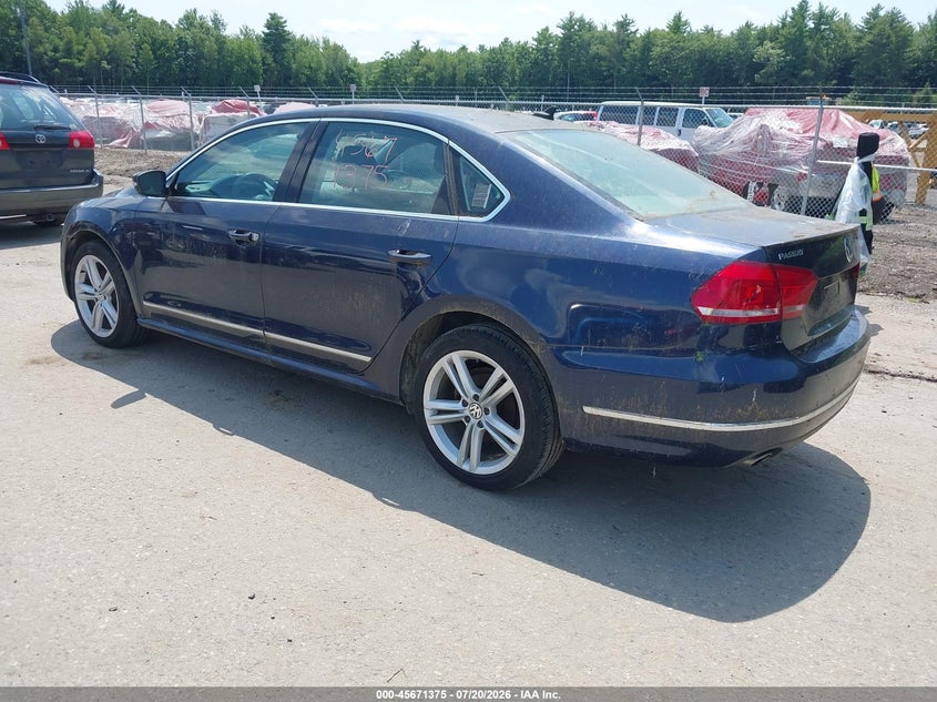 2013 Volkswagen Passat 2.0L Tdi Sel Premium VIN: 1VWCN7A36DC081510 Lot: 45671375