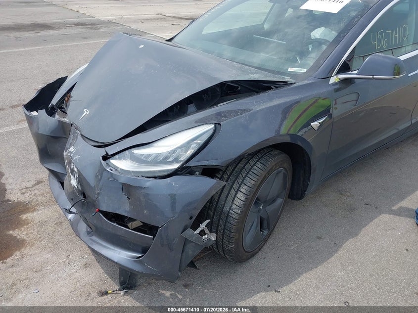 2019 Tesla Model 3 Long Range/Mid Range/Standard Range/Standard Range Plus VIN: 5YJ3E1EA6KF411039 Lot: 45671410