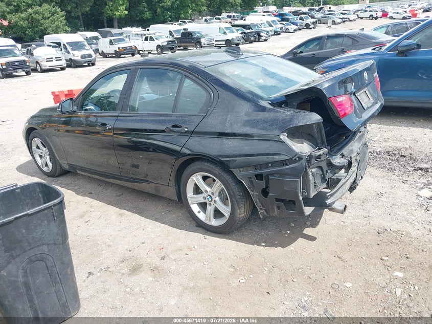 Vin: wba3b1c56dfu62728, lot: 46170019, bmw 320i 20133