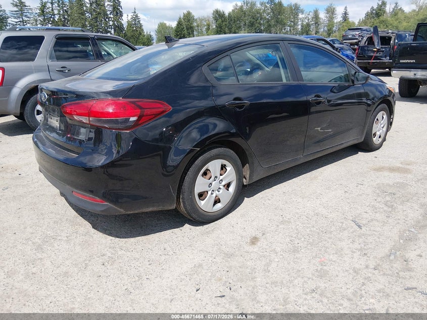 2017 KIA FORTE auction photo 4