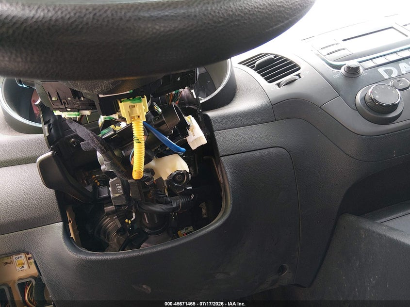 2017 KIA FORTE auction photo 6