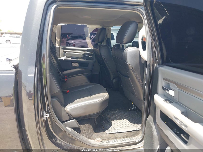 2017 Ram 1500 Lone Star Silver 4X4 5'7 Box VIN: 1C6RR7LT7HS656389 Lot: 45671495