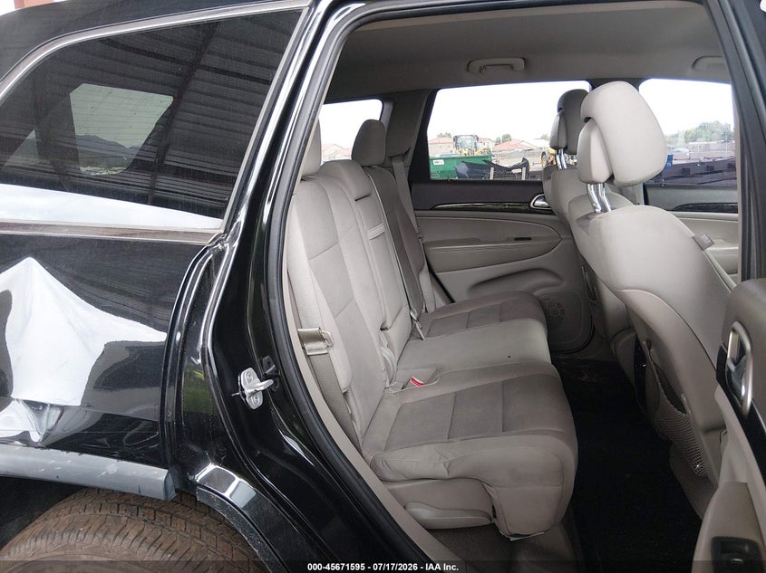 2011 Jeep Grand Cherokee Laredo VIN: 1J4RR4GG5BC520049 Lot: 45671595