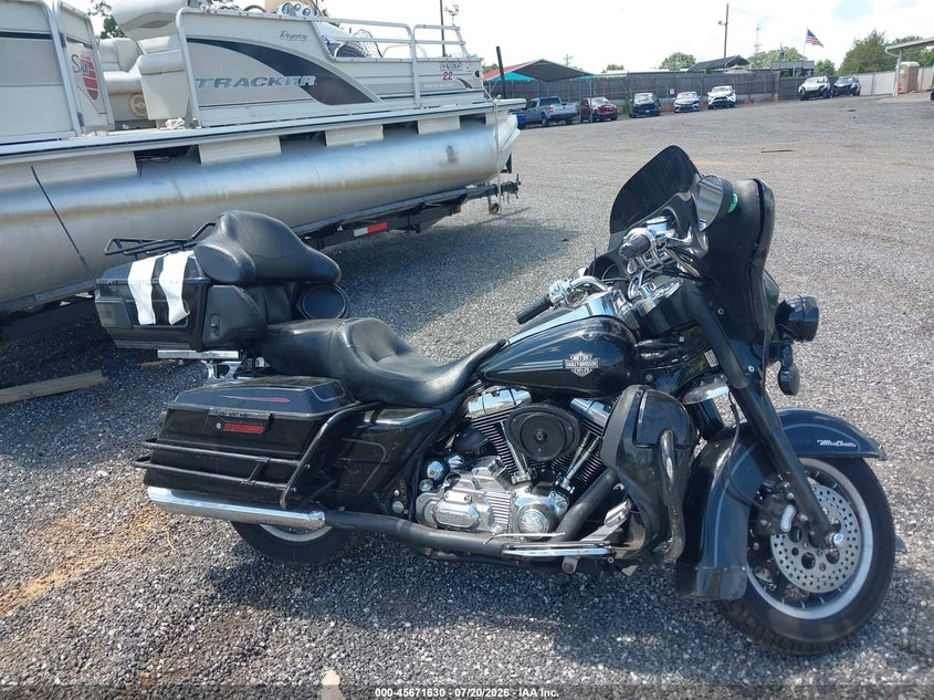 2007 Harley-Davidson Flhtcui VIN: 1HD1FC4167Y660349 Lot: 45671630